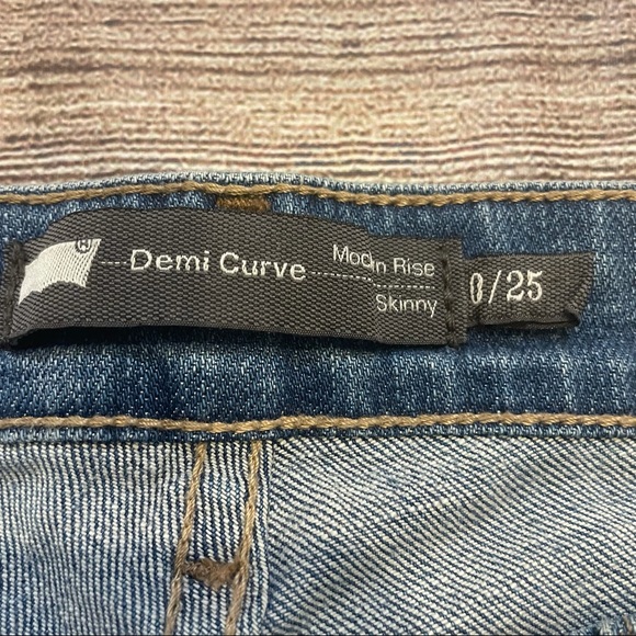 LEVI’S Demi Curve Modern Rise Skinny Jeans - Picture 10 of 13